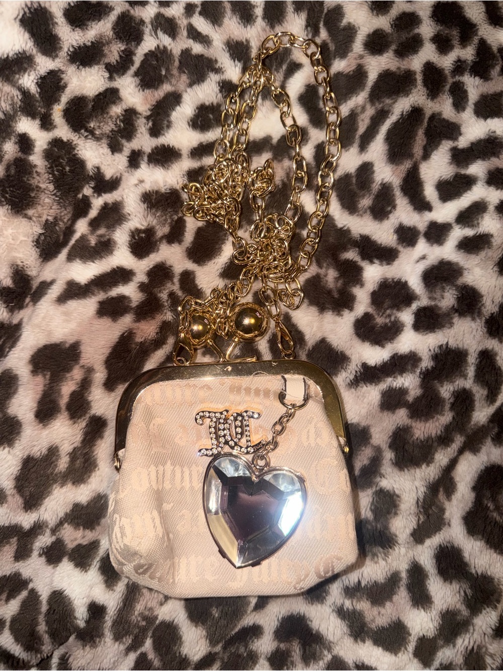 Juicy Couture Cream Crossbody Coin Purse with Gold Chain and Heart Charm